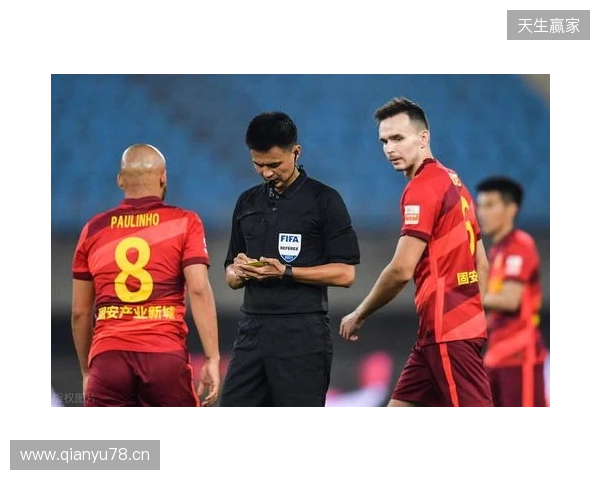 直播吧：上赛季中超“金哨”李海新基本确定执法超级杯海港vs国安