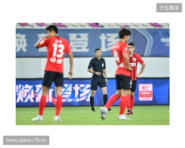 记者谈海港：这赛季确实定位保级了，看不出为啥换茹萨、梅伦多